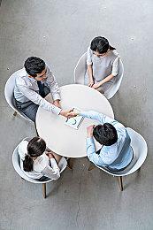 创意总监：《最终幻想7：重制版》第三章正在积极开发